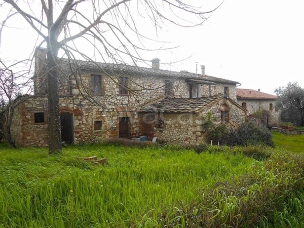 casale in vendita a Colle di Val d'Elsa