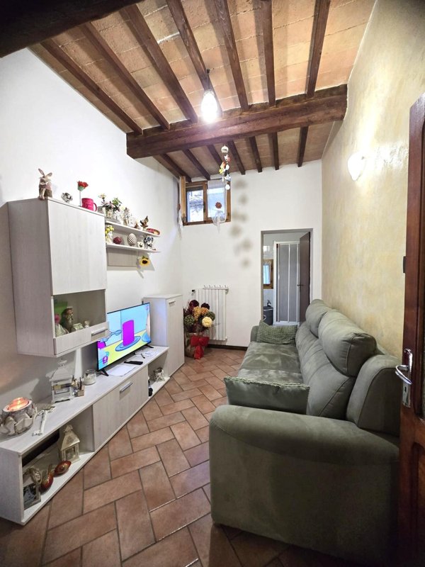 casa indipendente in vendita a Colle di Val d'Elsa
