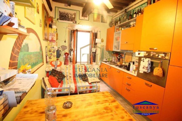 appartamento in vendita a Colle di Val d'Elsa