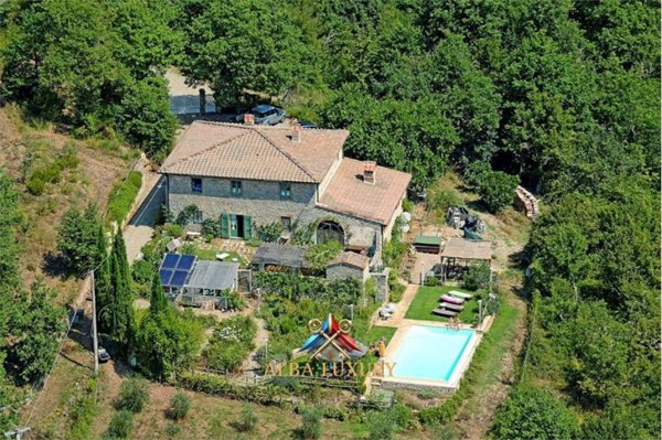 casa indipendente in vendita a Gaiole in Chianti in zona Vertine