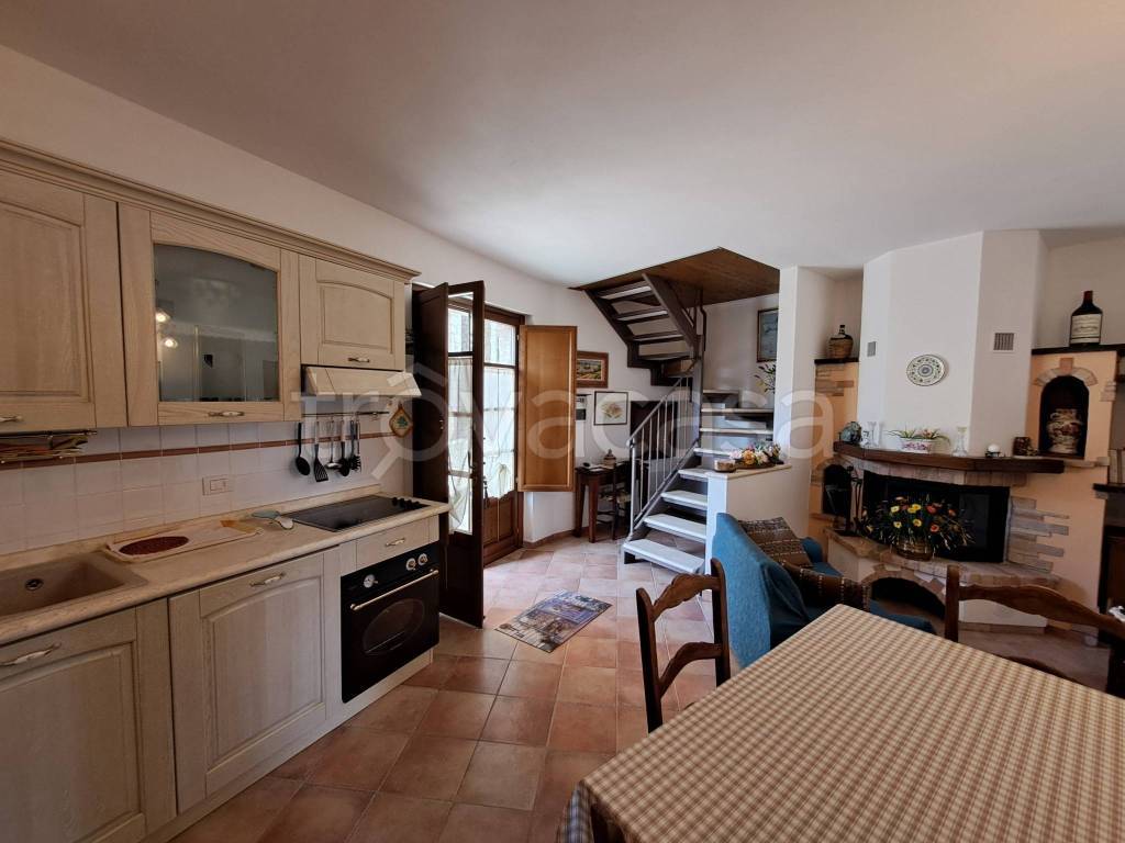 casa indipendente in vendita a Gaiole in Chianti