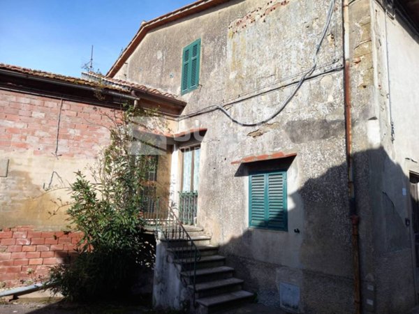 appartamento in vendita a Gaiole in Chianti in zona Nusenna