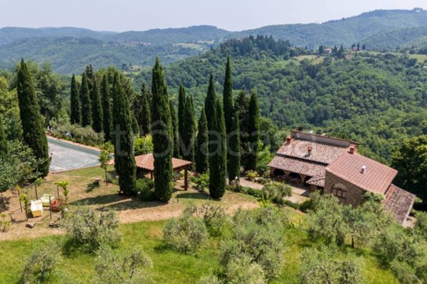 casa indipendente in vendita a Gaiole in Chianti in zona Starda
