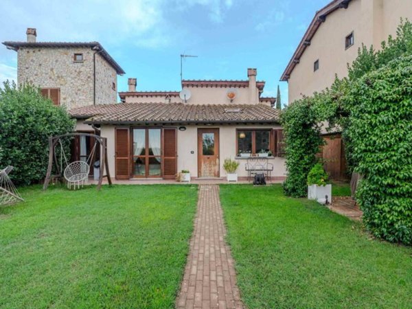 casa indipendente in vendita a Gaiole in Chianti in zona Monti
