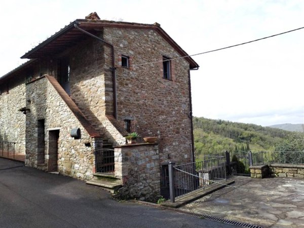 appartamento in vendita a Gaiole in Chianti in zona Barbischio