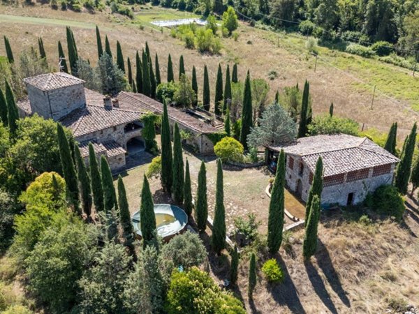 casa indipendente in vendita a Gaiole in Chianti in zona La Madonna