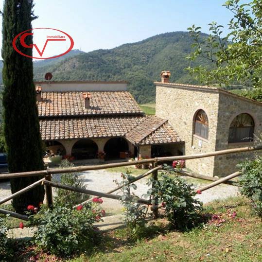 casa indipendente in vendita a Gaiole in Chianti in zona Starda