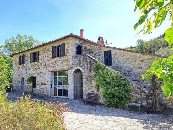 casale in vendita a Gaiole in Chianti in zona Badia a Coltibuono