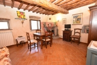 appartamento in vendita a Gaiole in Chianti in zona Colle