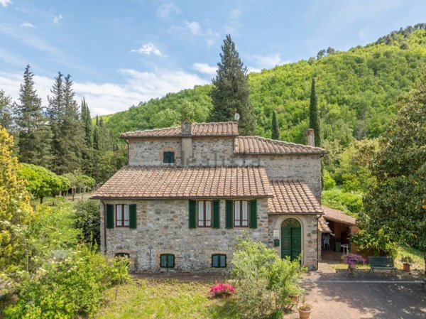 casa indipendente in vendita a Gaiole in Chianti in zona Nusenna