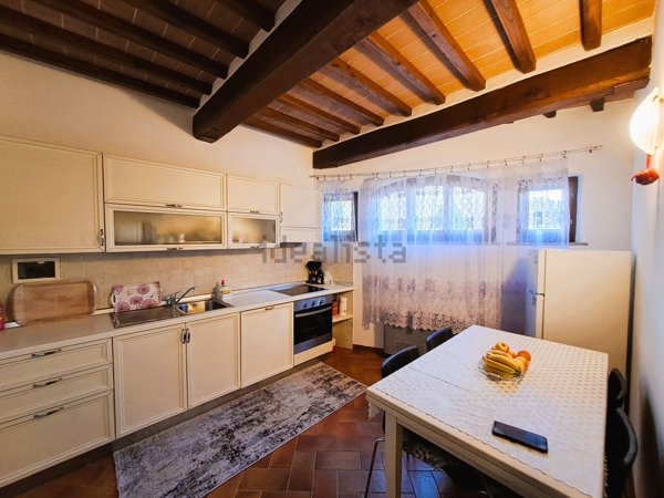 appartamento in vendita a Gaiole in Chianti in zona Badia a Coltibuono