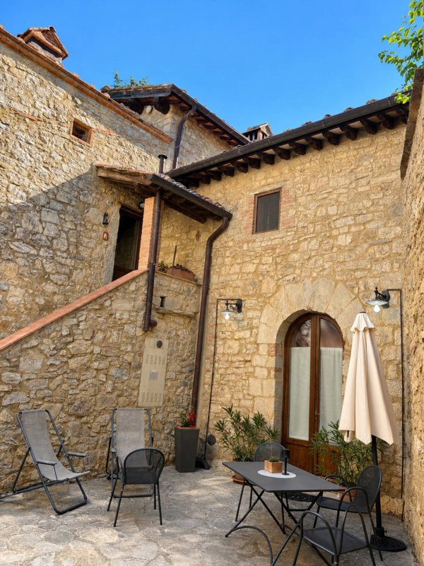 appartamento in vendita a Gaiole in Chianti in zona Galenda