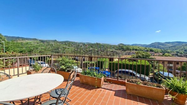 appartamento in vendita a Gaiole in Chianti in zona Badia a Coltibuono