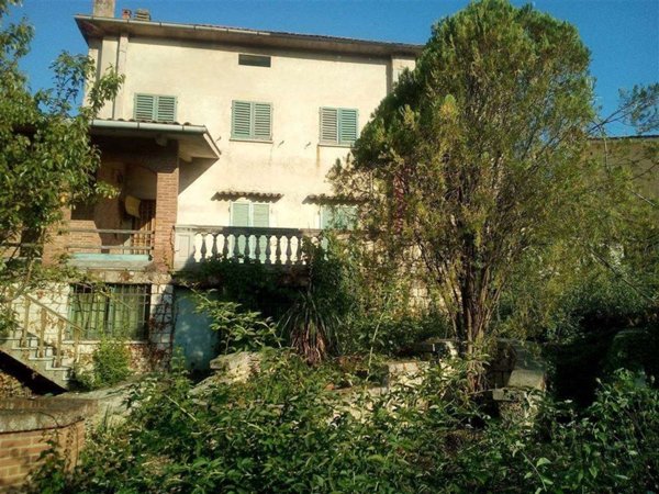 casa indipendente in vendita a Montepulciano in zona Abbadia