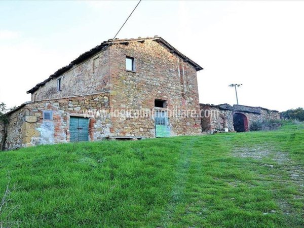 casa indipendente in vendita a Montepulciano