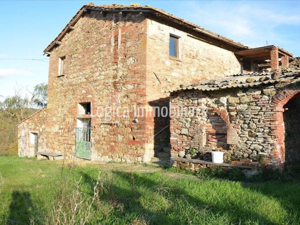 casa indipendente in vendita a Montepulciano