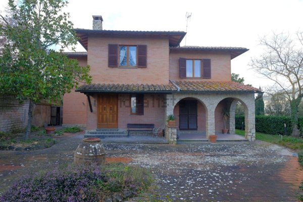 casa indipendente in vendita a Montepulciano