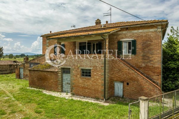 casa indipendente in vendita a Montepulciano