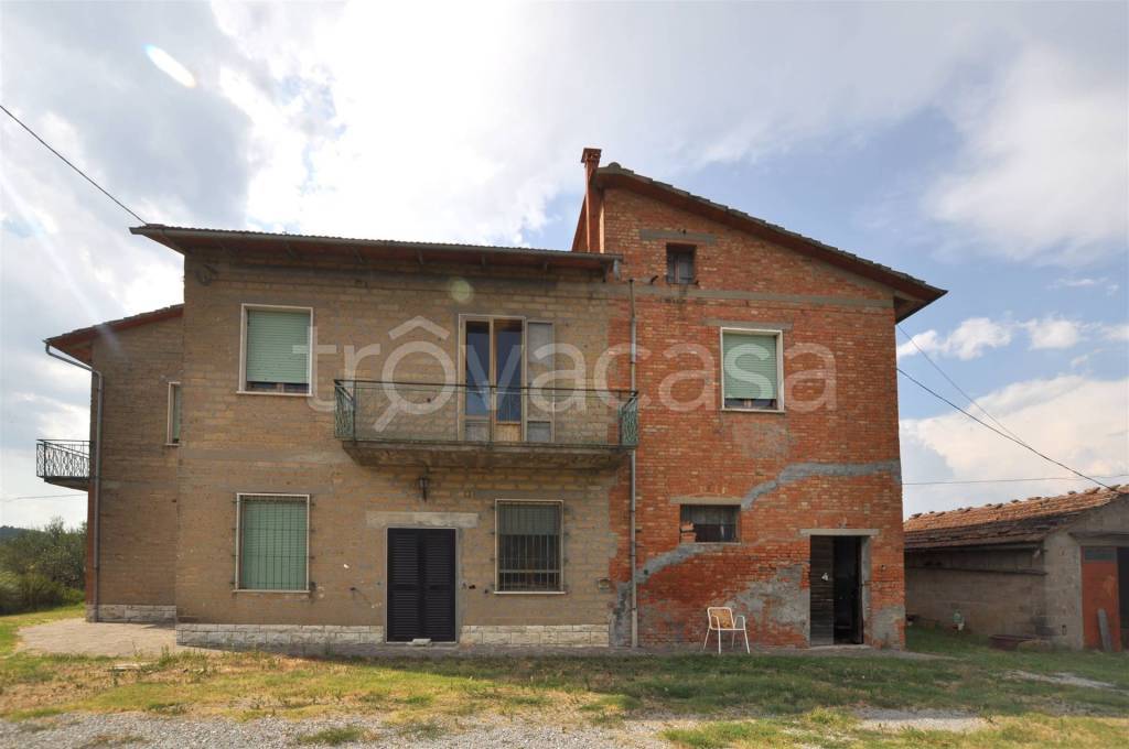 casa indipendente in vendita a Montepulciano in zona Abbadia