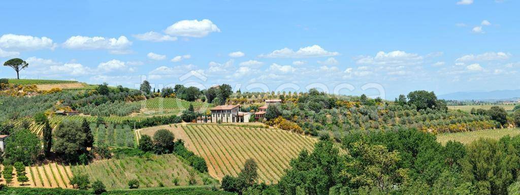 locale di sgombero in vendita a Montepulciano