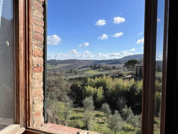 casa indipendente in vendita a Montepulciano