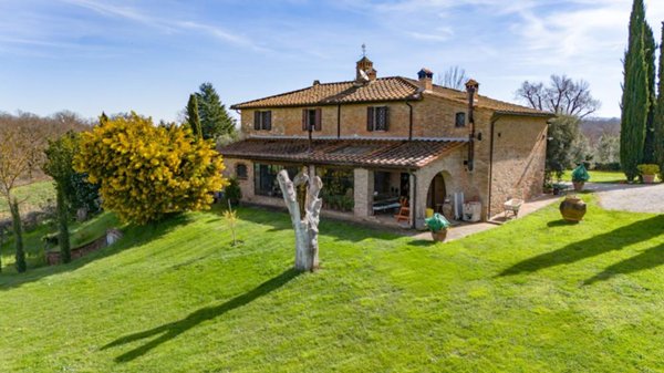 casa indipendente in vendita a Montepulciano