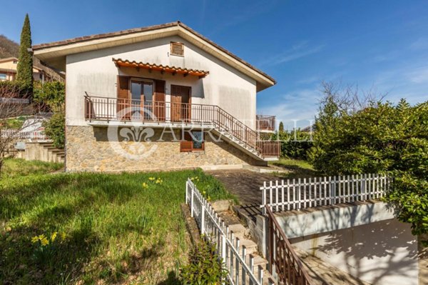 casa indipendente in vendita a Montepulciano in zona Sant'Albino