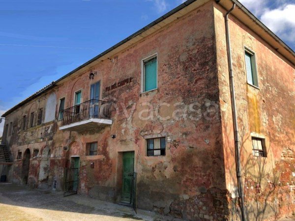 casa indipendente in vendita a Montepulciano in zona Acquaviva
