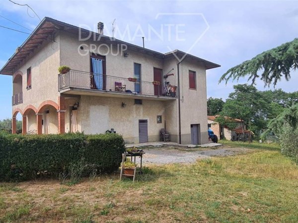 casa indipendente in vendita a Montepulciano
