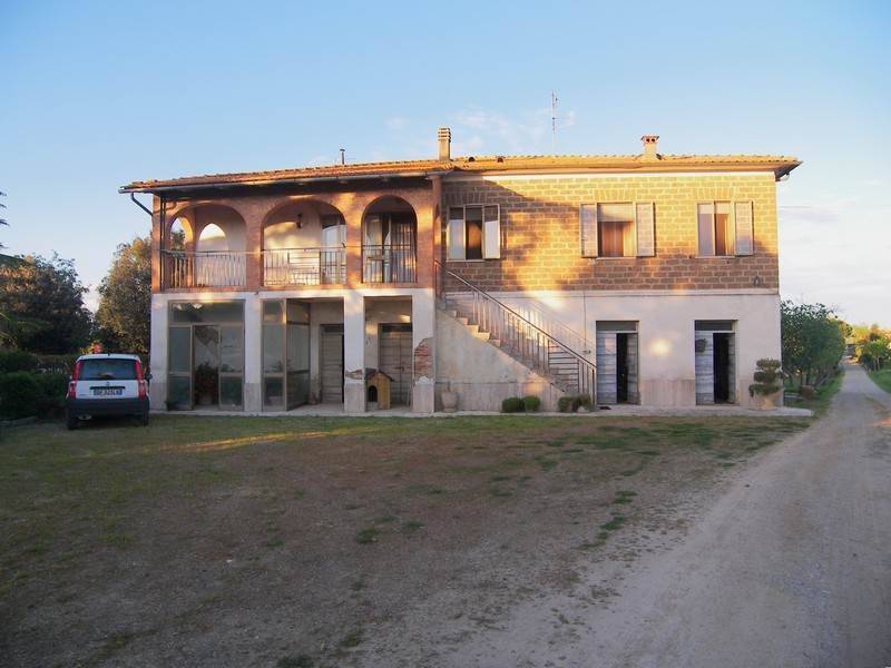 casa indipendente in vendita a Montepulciano in zona Fonte al Giunco