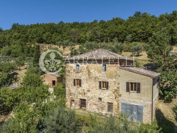 casa indipendente in vendita a Montepulciano