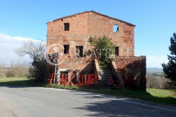rudere in vendita a Montepulciano in zona Acquaviva