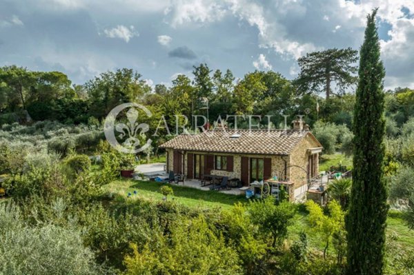 casa indipendente in vendita a Montepulciano