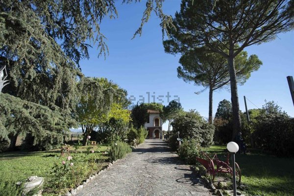 casa indipendente in vendita a Montepulciano