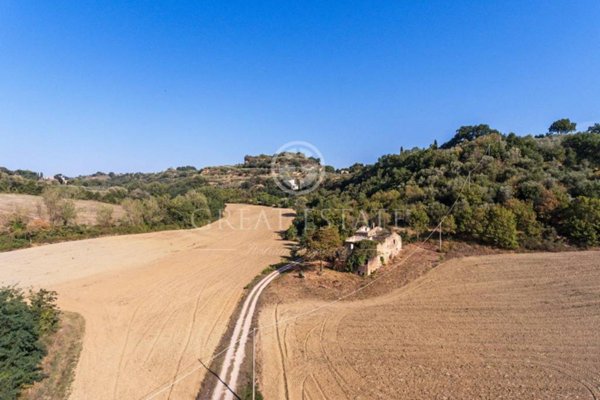 casa indipendente in vendita a Montepulciano