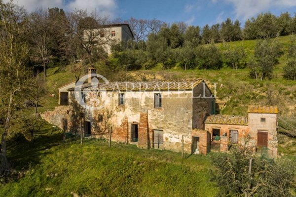 casa indipendente in vendita a Montepulciano in zona Gracciano