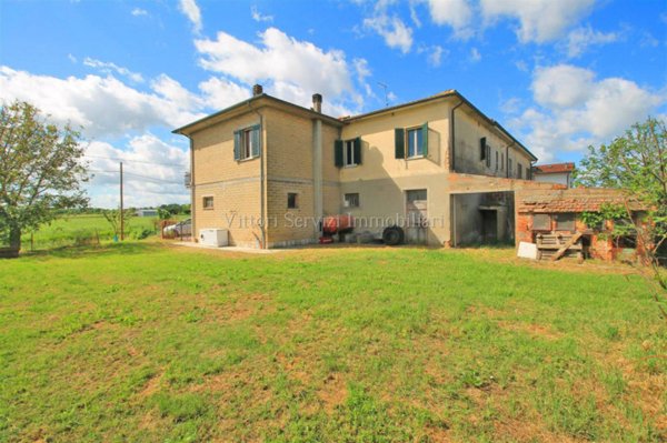 casa indipendente in vendita a Montepulciano in zona Abbadia