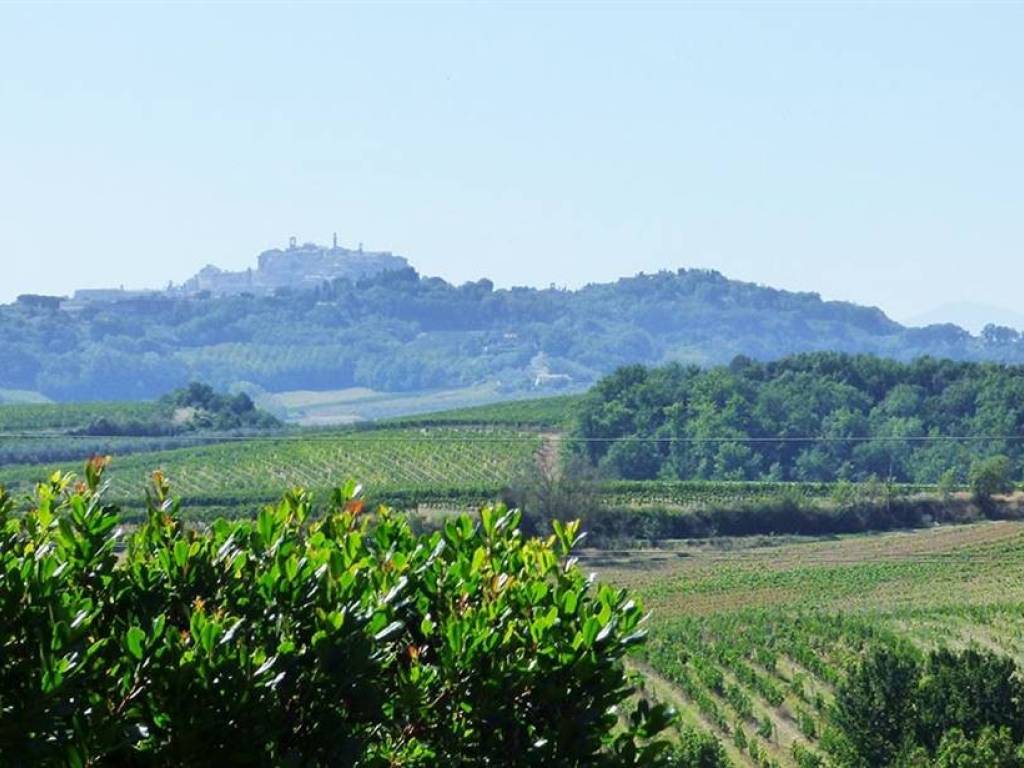 appartamento in vendita a Montepulciano in zona Abbadia
