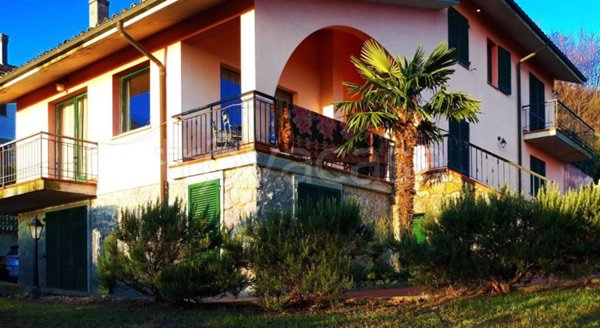 casa indipendente in vendita a Montepulciano in zona Sant'Albino