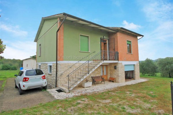 casa indipendente in vendita a Montepulciano in zona Abbadia