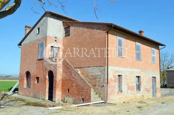 casa indipendente in vendita a Montepulciano