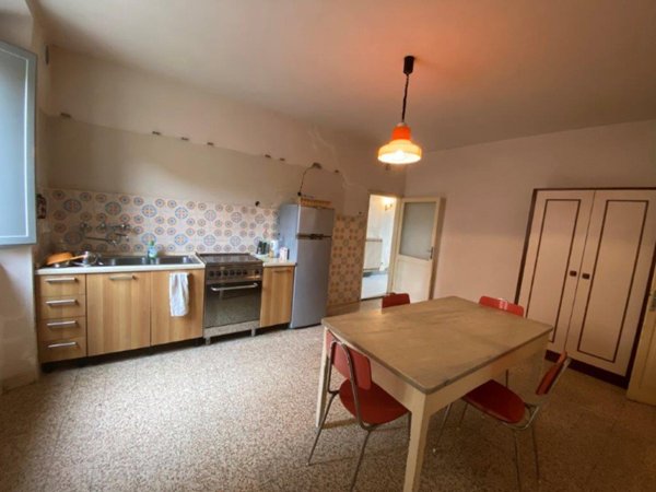 intera palazzina in vendita a Montepulciano