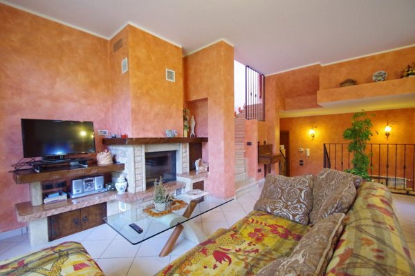 casa indipendente in vendita a Montepulciano