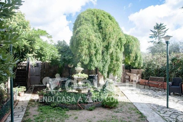 casa indipendente in vendita a Montepulciano in zona Acquaviva