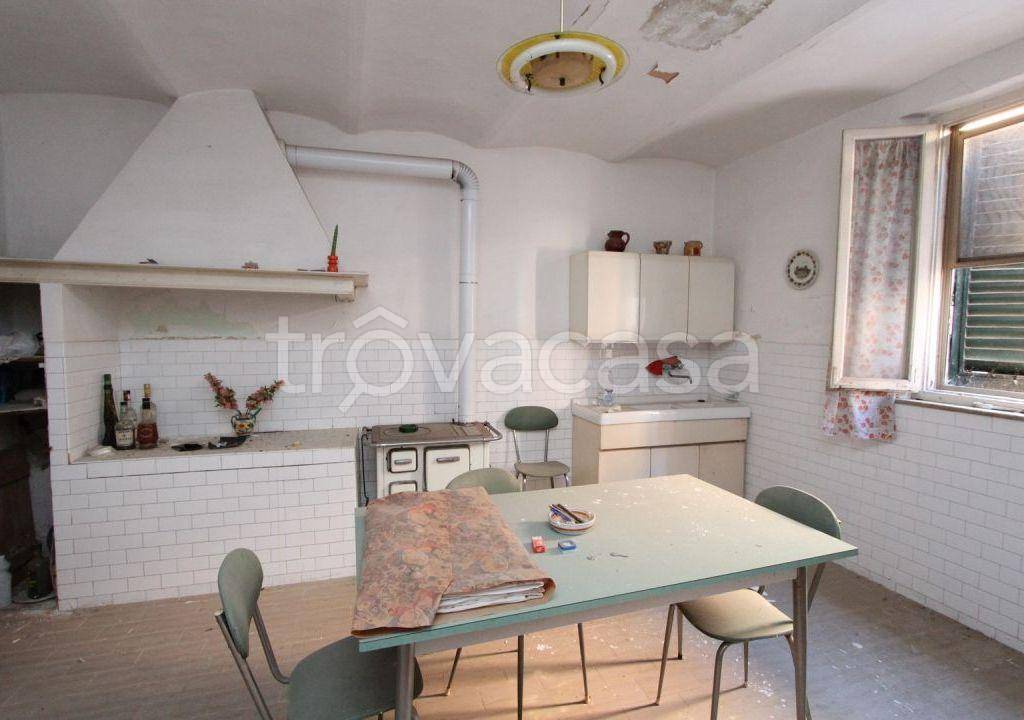 appartamento in vendita a Montepulciano in zona Acquaviva
