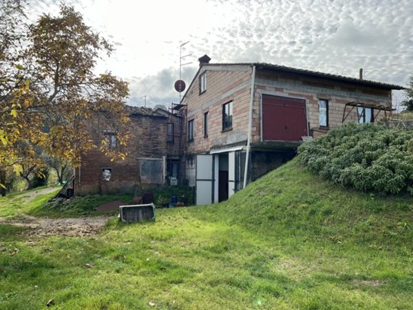 casa indipendente in vendita a Montepulciano