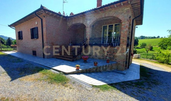 casa indipendente in vendita a Montepulciano