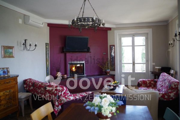 casa indipendente in vendita a Montepulciano
