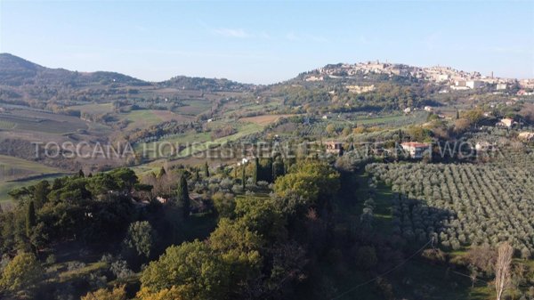 casa indipendente in vendita a Montepulciano