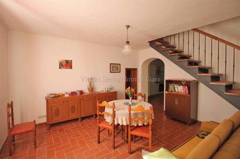 casa indipendente in vendita a Montepulciano in zona Montepulciano Stazione